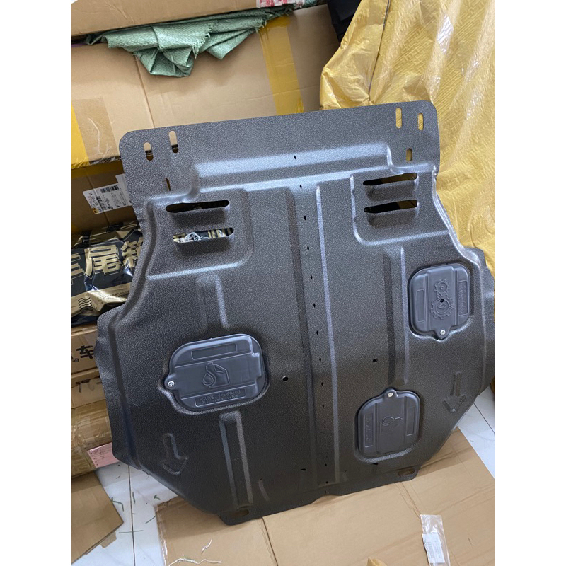 Tấm chắn gầm bảo vệ khoang máy động cơ Mitsubishi Outlander 2015-2023