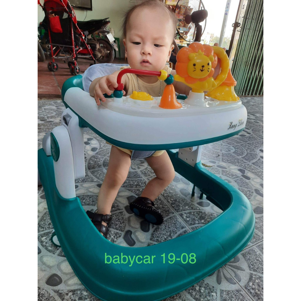 Xe chòi chân tập đi Babycar SMT 8166 dành cho bé từ 6 tháng đến 3 tuổi