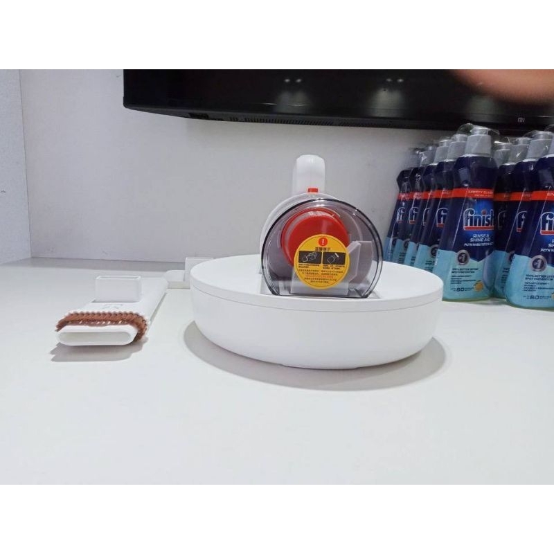 MÁY HÚT BỤI  DEERMA CM1300