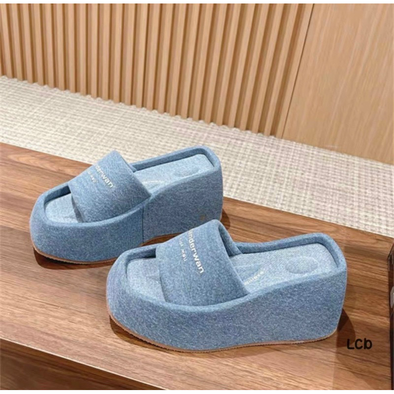 Dép alexander quai ngang bò đế xuồng 9p- Hàng QC fullbox