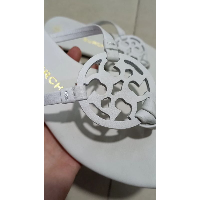 Xả kho- Dép kẹp đế bằng Tory xịn sò , dép xỏ ngón chất da thật, giá rẻ, mang hàng ngày, đi chơi