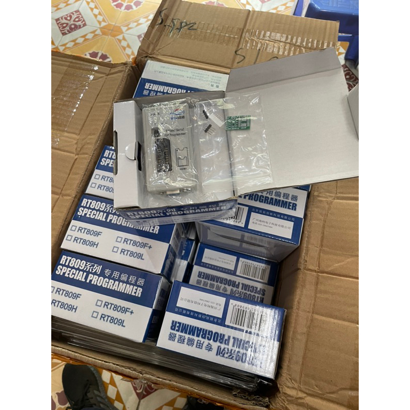 Máy nạp rom RT809F