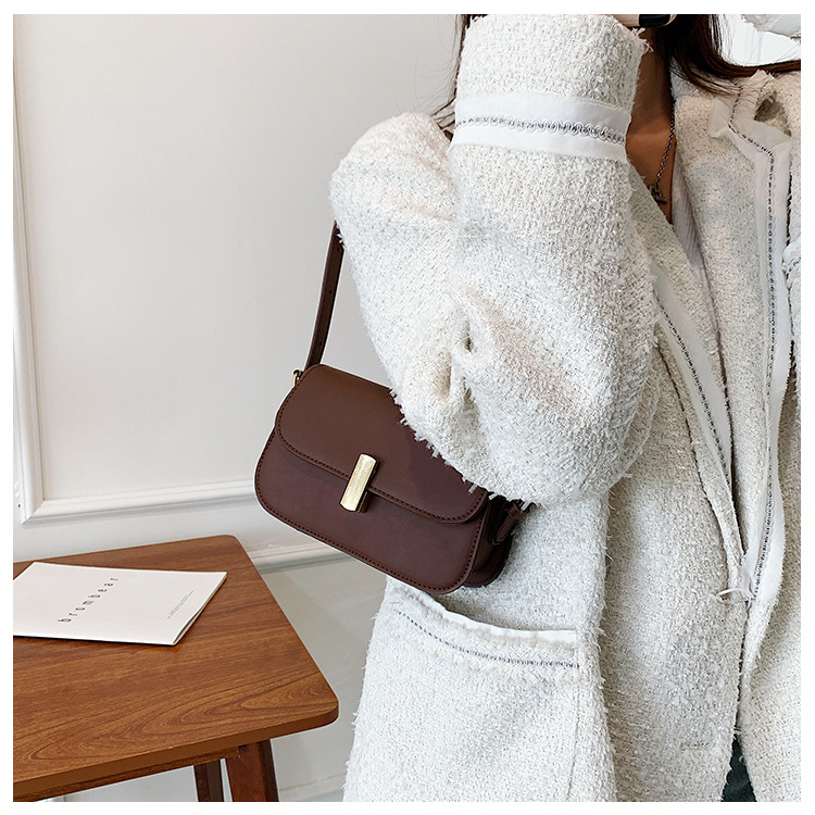 Túi xách vuông đeo chéo kẹp nách sang trọng vintage - T011