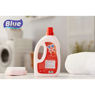 Nước giặt Blue Hàn Quốc can 1L