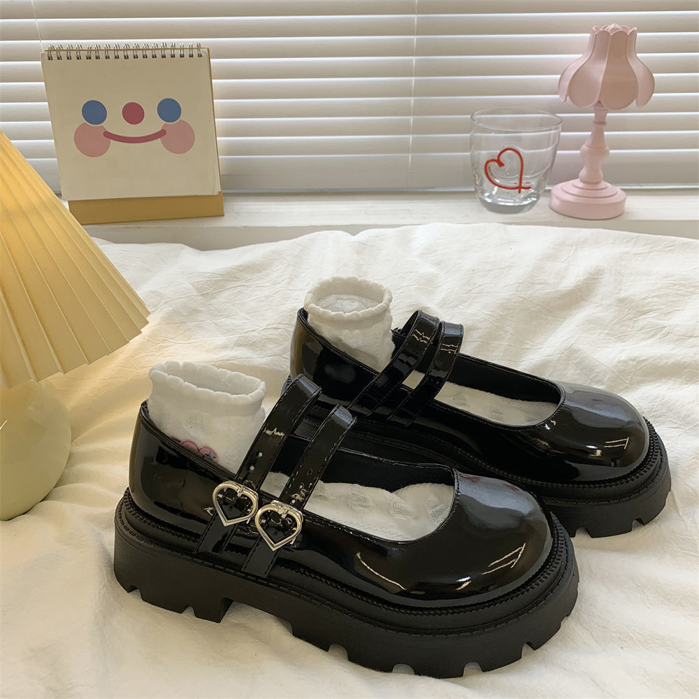 Giày lolita big size đế cao quai cài trái tim da bóng size 40 - 44