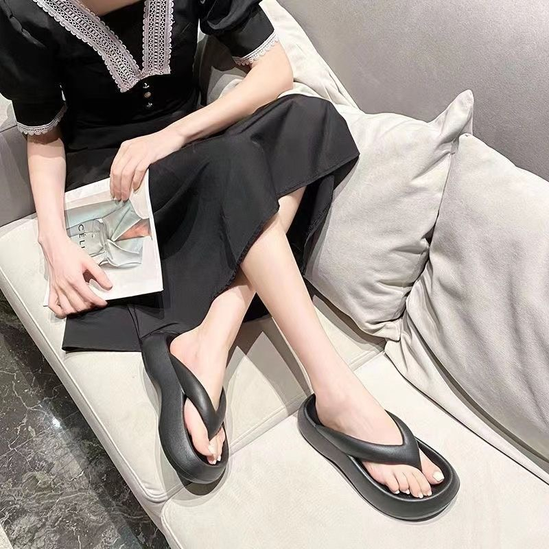 Dép tông đi biển xỏ ngón đế bánh mì nữ 2023