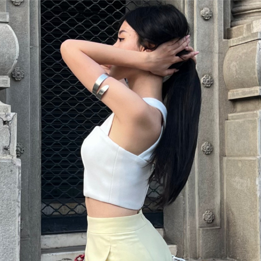 Áo Croptop Deary Top Cúp Ngực Dệt Kim Dây Chéo Phía Sau Khóa Kim Loại | NYA STUDIO