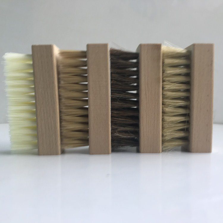 Bàn chải đánh giày lông heo, lông ngựa & lông nhựa PP HASA phiên bản cho giày vải sneaker BCDG17 chính hãng