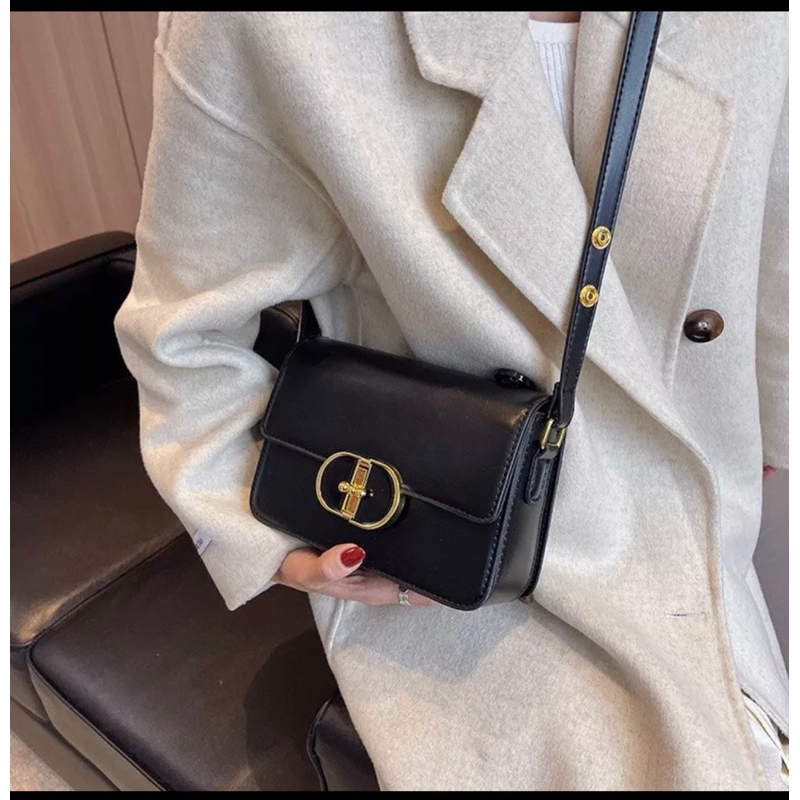 TÚI BASIC KHOÁ XOAY