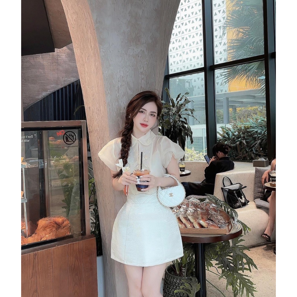 Set Áo tơ thêu bướm, chân váy tafta chữ A