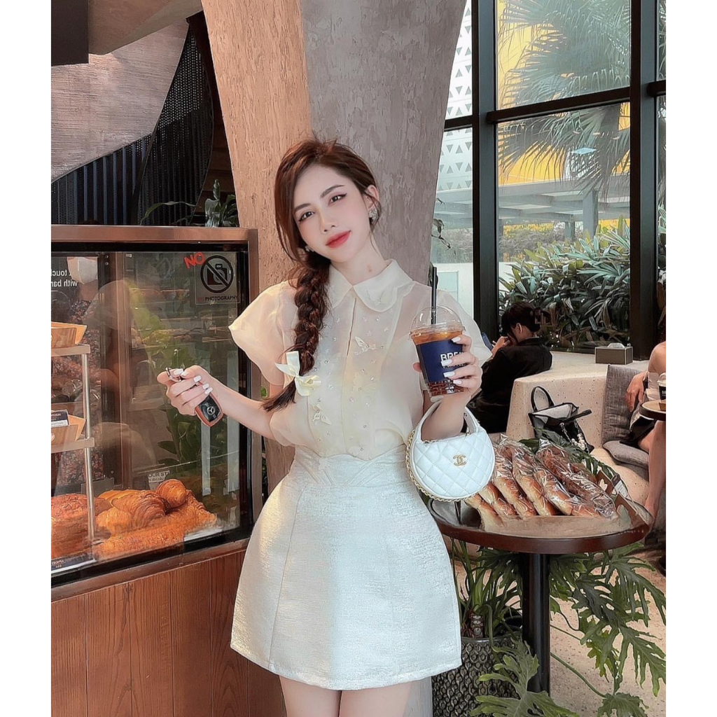 Set Áo tơ thêu bướm, chân váy tafta chữ A