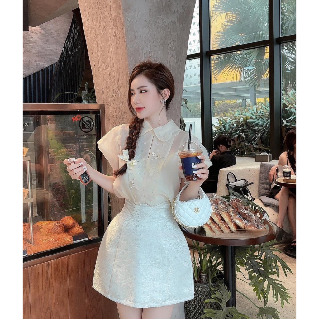 Set Áo tơ thêu bướm, chân váy tafta chữ A