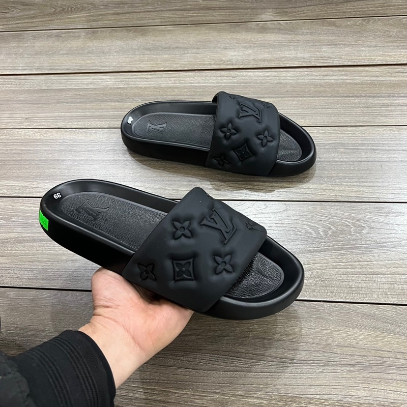 Dép LV cao su đúc đủ màu sắc, dép quai ngang nam in LV đế bánh mì hot trend 2023 êm chân bảo hành 6 tháng - Giá Xưởng