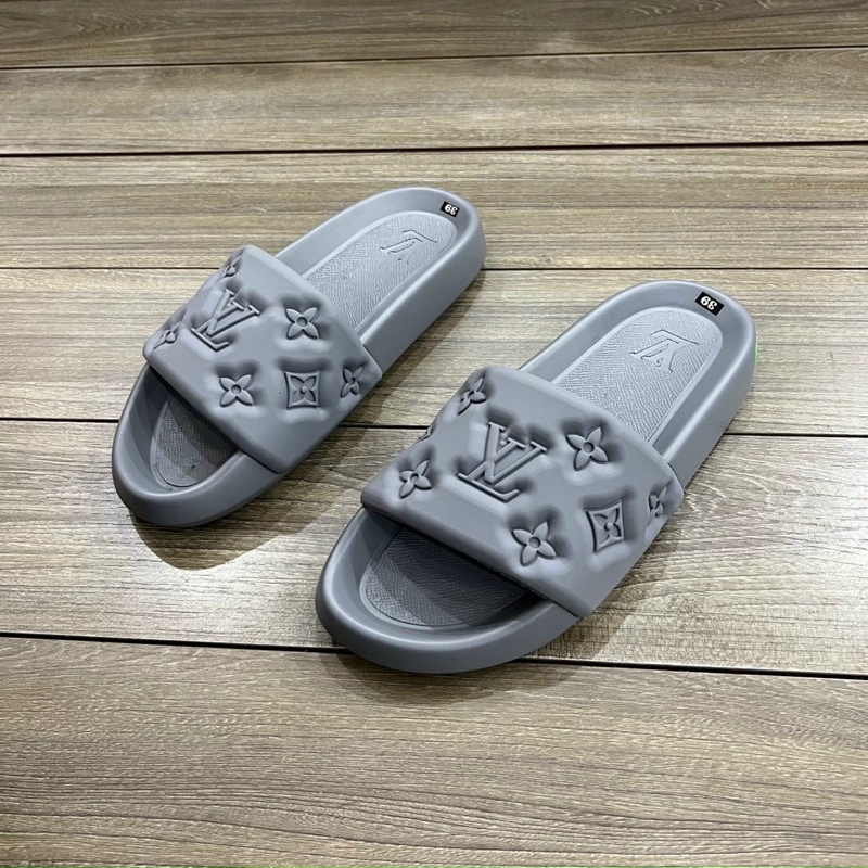 Dép LV cao su đúc đủ màu sắc, dép quai ngang nam in LV đế bánh mì hot trend 2023 êm chân bảo hành 6 tháng - Giá Xưởng