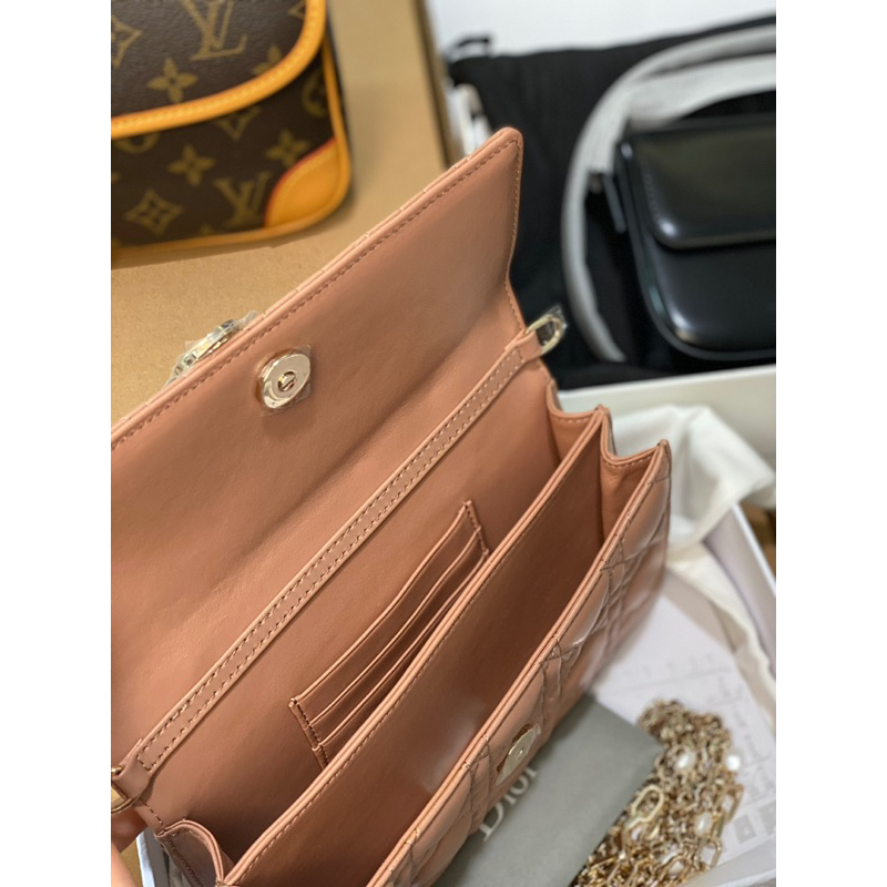 Tui tay cầm ô trám