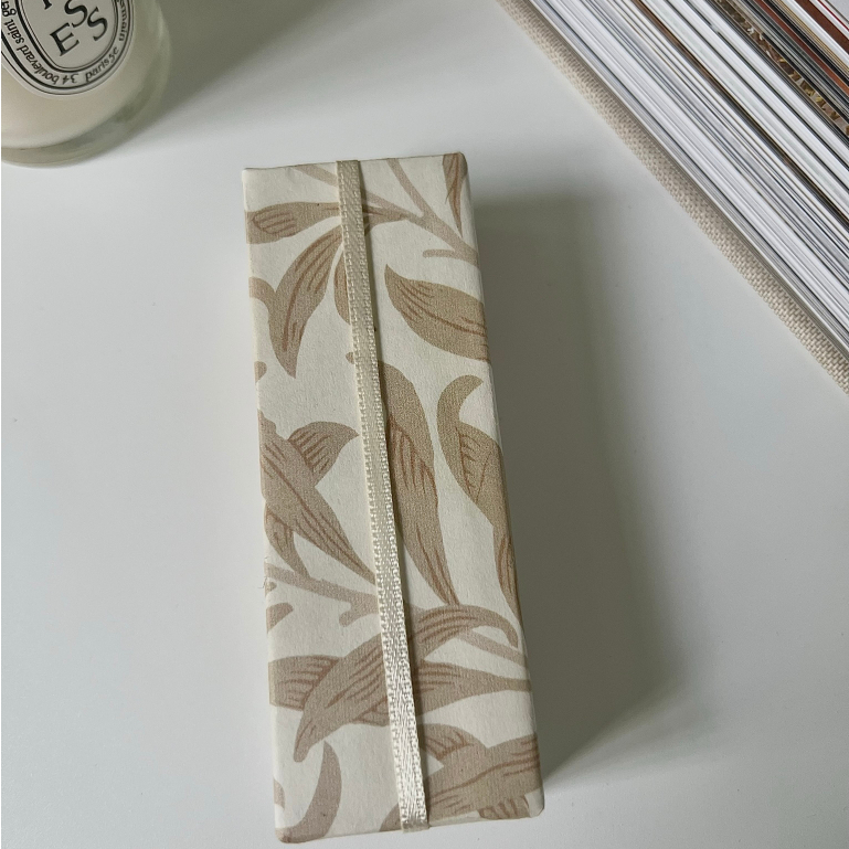 Dịch vụ gói quà đính kèm