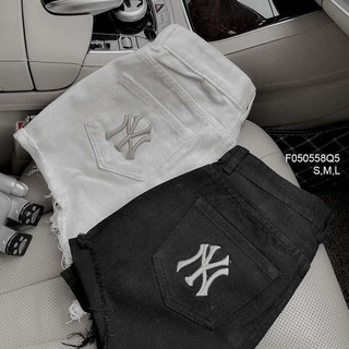 Quần short jean nữ lưng cao lai tua | PINKSHOP 1990