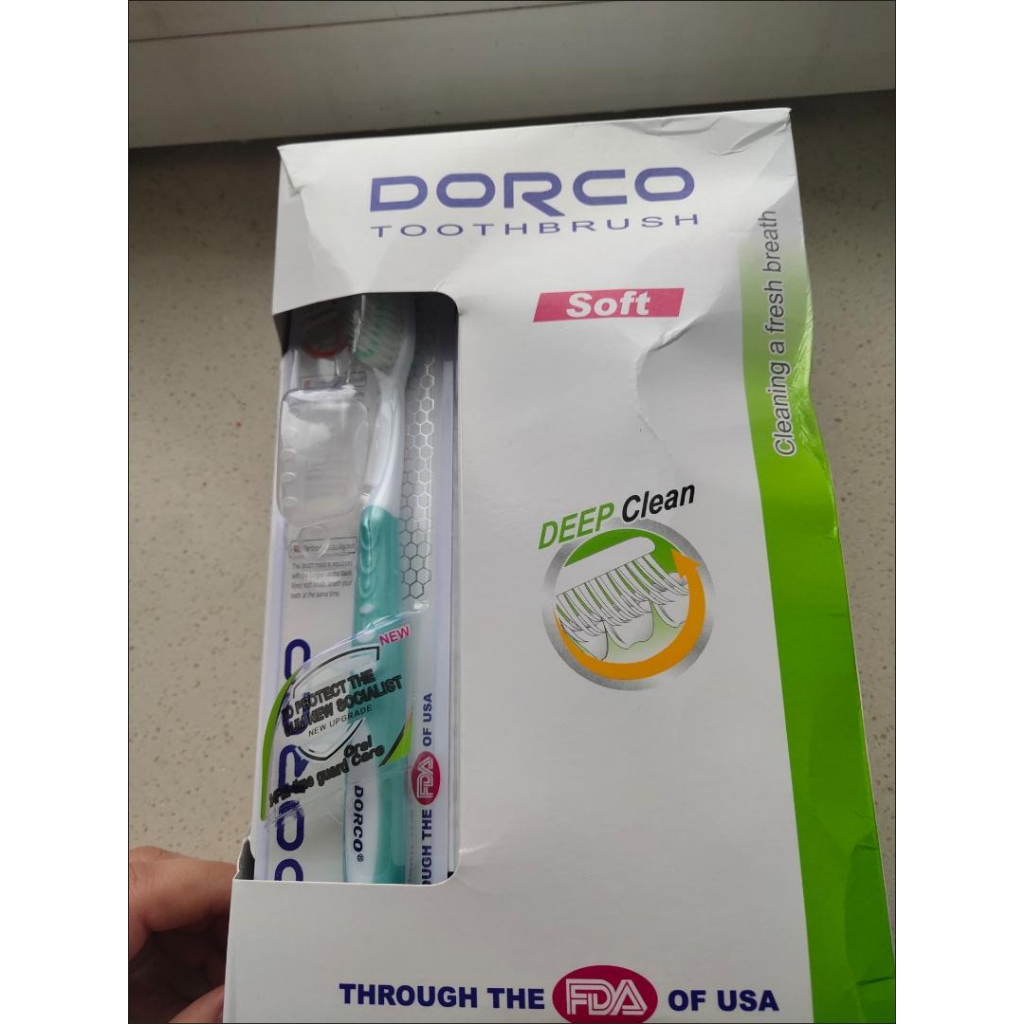 Bàn chải đánh răng lông mềm DORCO màu ngẫu nhiên