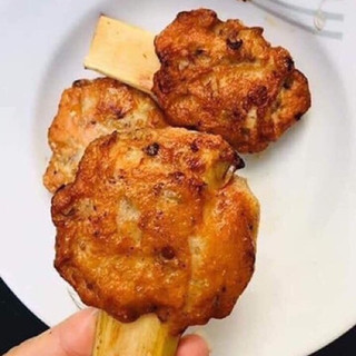 Giá Sỉ - Chả Mực cuộn mía - Q12