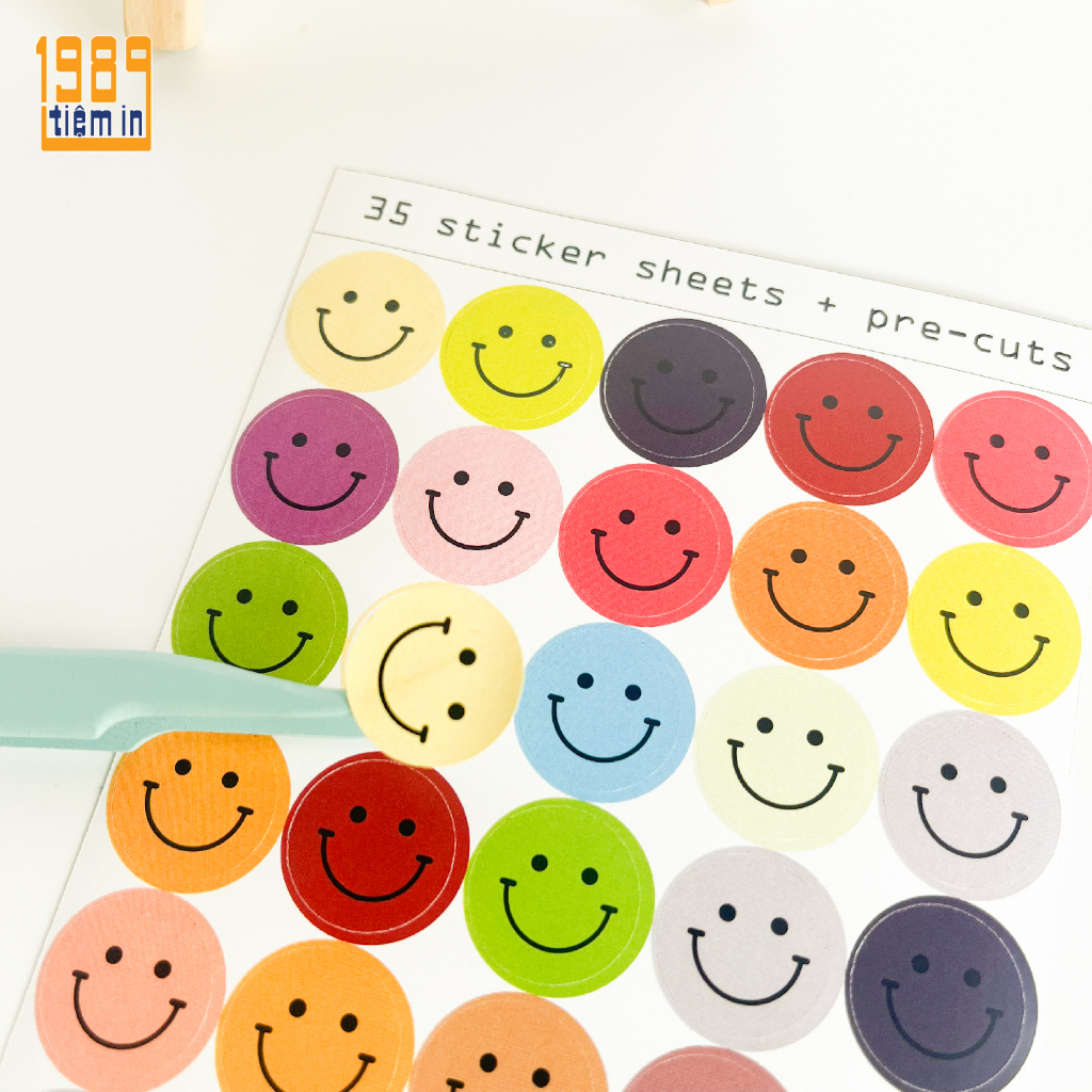 1 tờ sticker icon mặt cười - A6 - 35 sticker pre-cuts