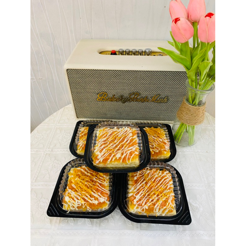 Bông Lan Trứng Muối