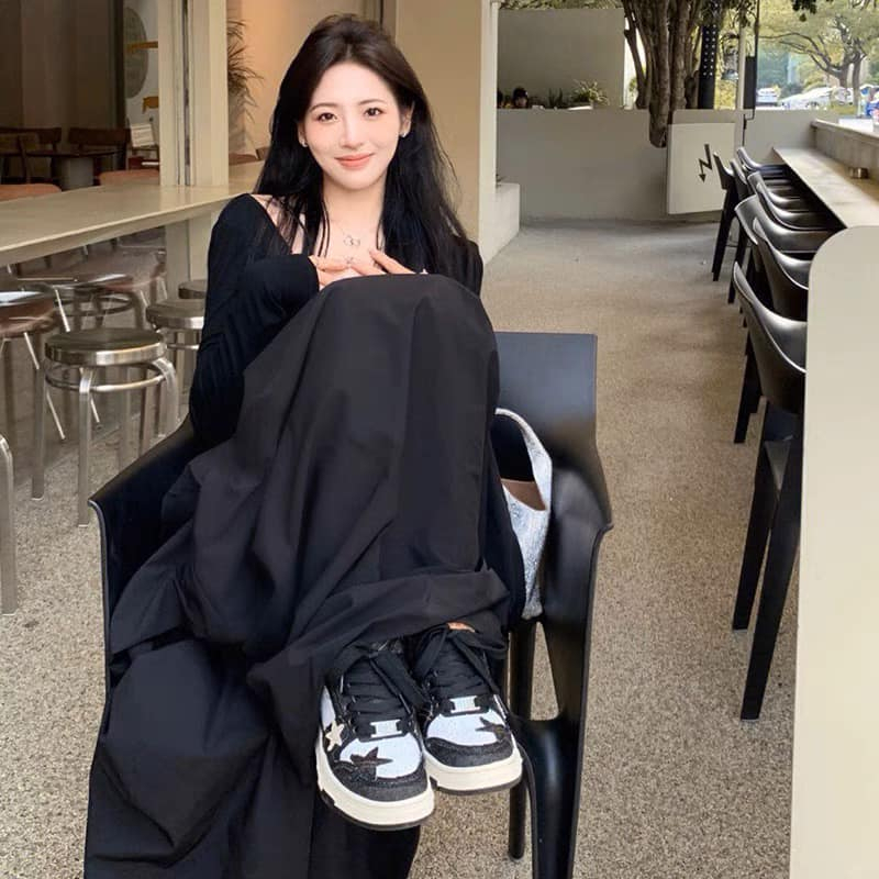 Váy khuy tròn nhún ly eo xoè Eclipse Clothing