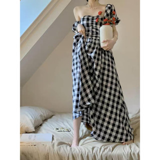 Váy kẻ caro đen tay bồng sun ngực Eclipse Clothing