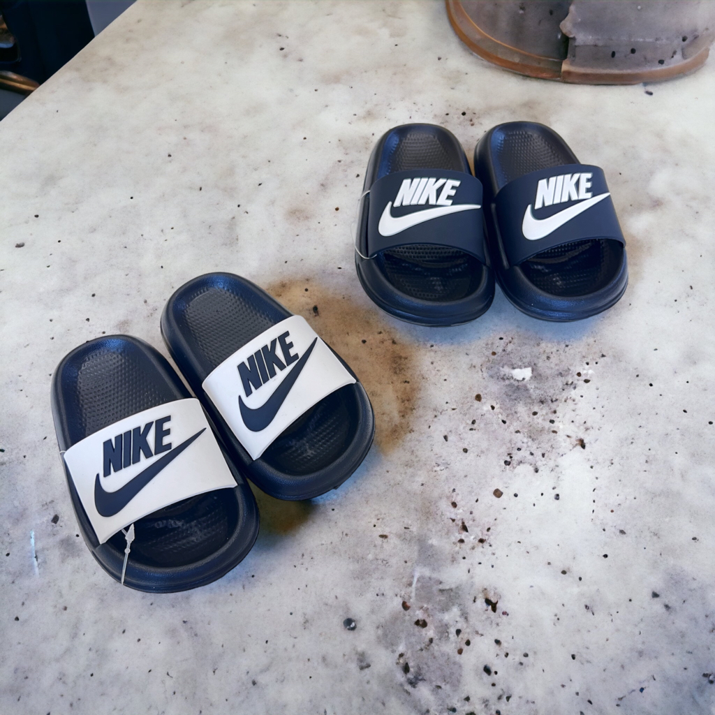 Dép lê cho bé, dép siêu nhẹ họa tiết N.i.k.e cho bé trai 3-10 tuổi- Happy Feet no3389