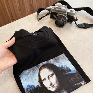 Áo thun Mona Lisa