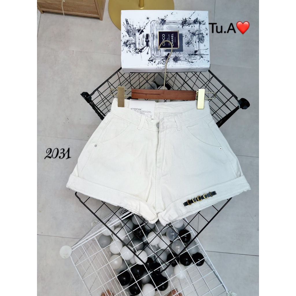 Quần sooc bò gấp gấu tag GC hàng Quảng châu - Anna.Store