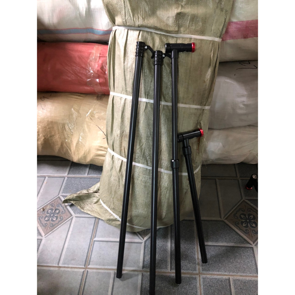 Chân ô xoay 360 độ có thể thu gọn chiều dài từ 1m thành 58cm