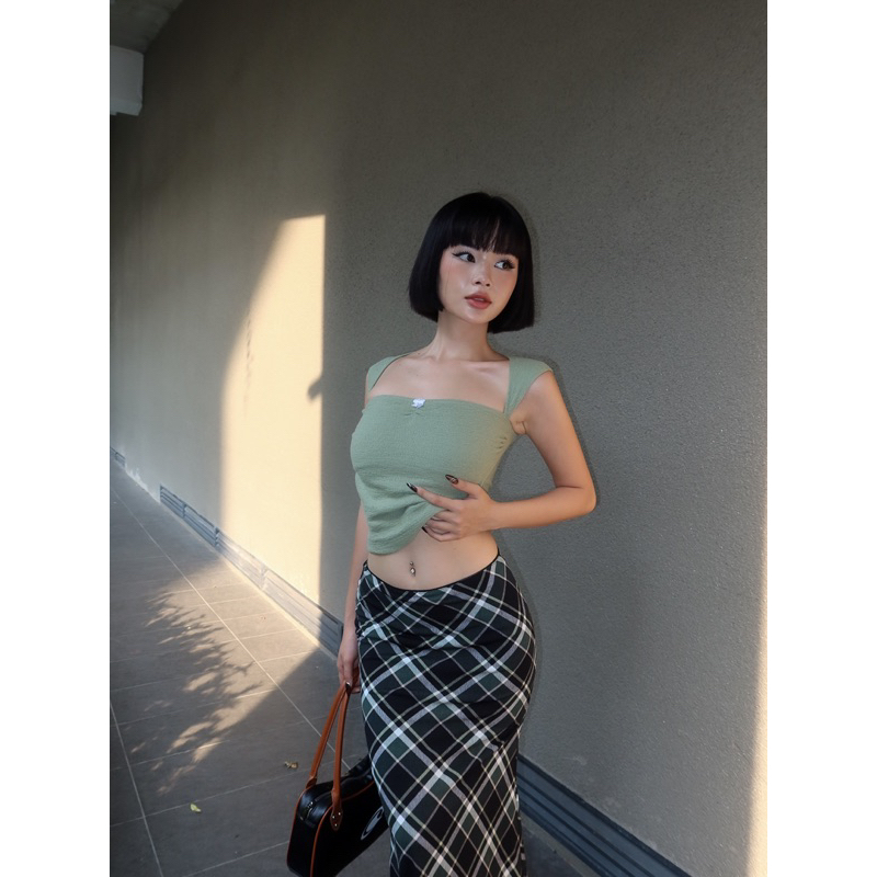 CHEERS - Áo Vivi đính nơ, tay nhỏ kiểu