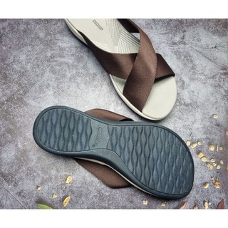 Dép clarks nữ ( nhiều size )