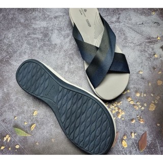 Dép nữ Clarks ( nhiều size)