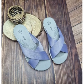 Dép Clarks nữ