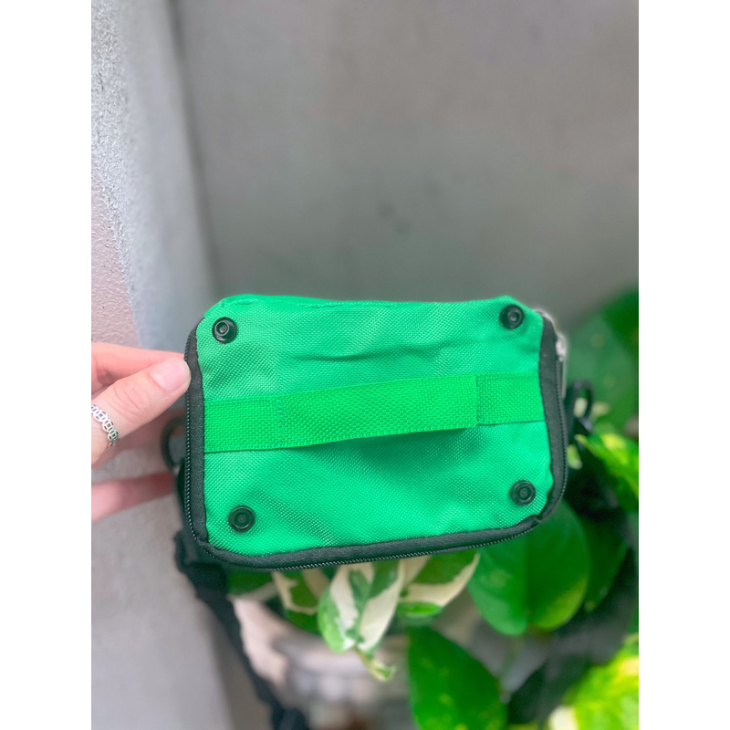 Túi Milo xách / mang chéo có dây kéo