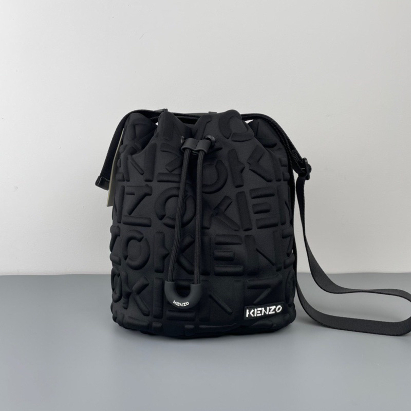 Túi Kenz0 xinh xắn