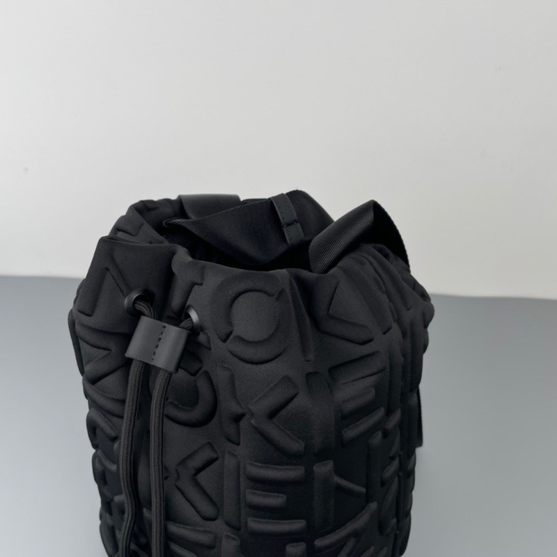 Túi Kenz0 xinh xắn