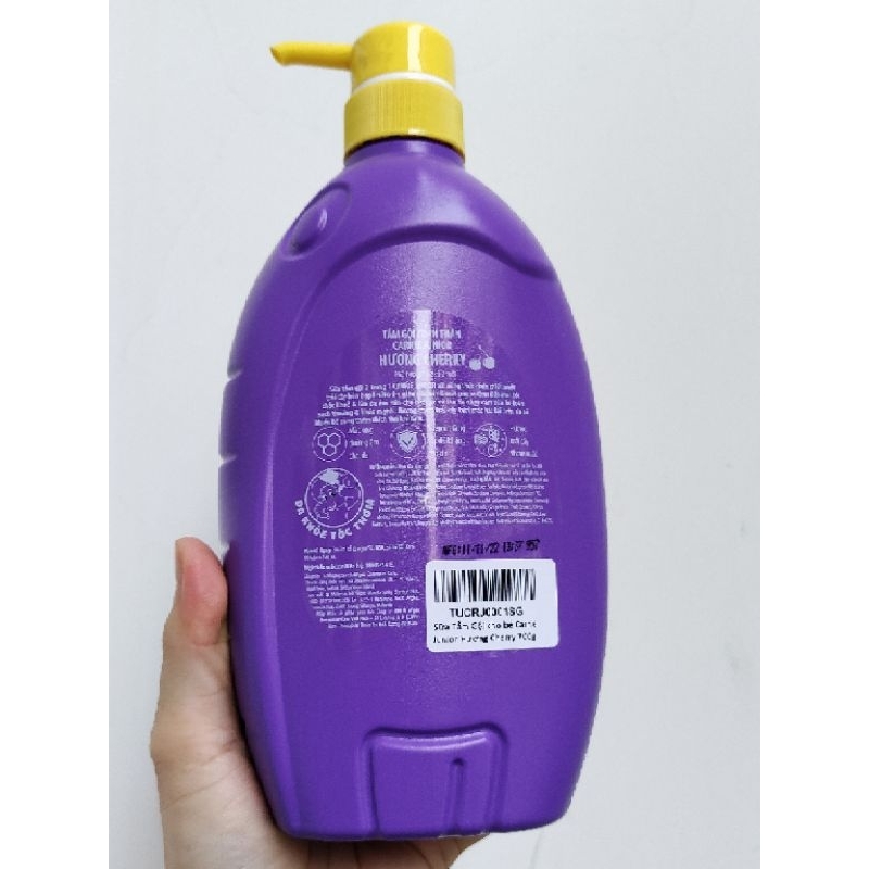 Sữa tắm gội cho bé Carrie Junior 700gr hương Cherry / Double Milk / Grapeberry