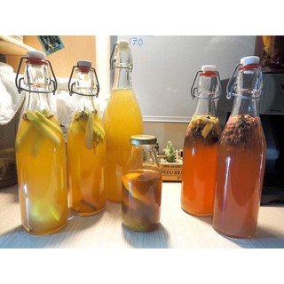 Combo 20 chai thuỷ tinh nắp gài: 10 chai 500ml + 10 chai 1000ml