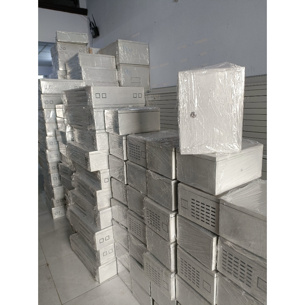 Tủ điện H800xW600xD250 sơn tĩnh điện  - Khóa tay gạt có chìa