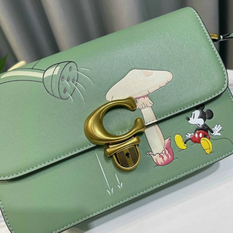 DISNEY x COACH STUDIO MICKEY MOUSE da thật sang chảnh