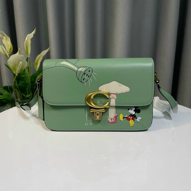 DISNEY x COACH STUDIO MICKEY MOUSE da thật sang chảnh