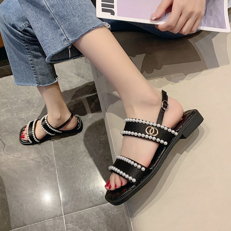 Dép Sandal Nữ Đế Bệt Quai Ngang Đính Ng.ọc Trai Phong Cách Hàn Quốc