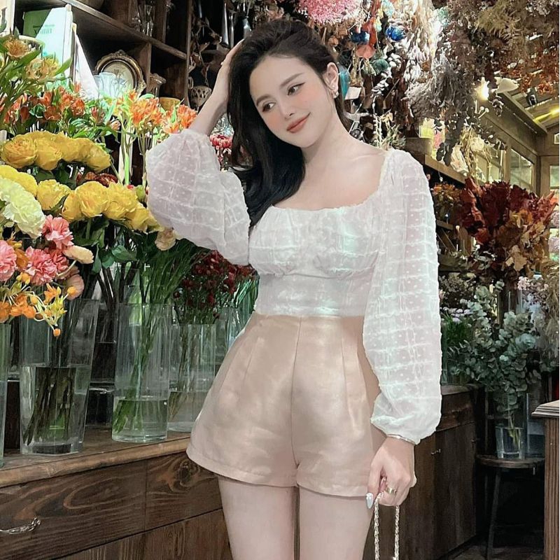 Set voan bi nổi mix quần tacta siêu xinh ( ảnh sàn tự chụp )