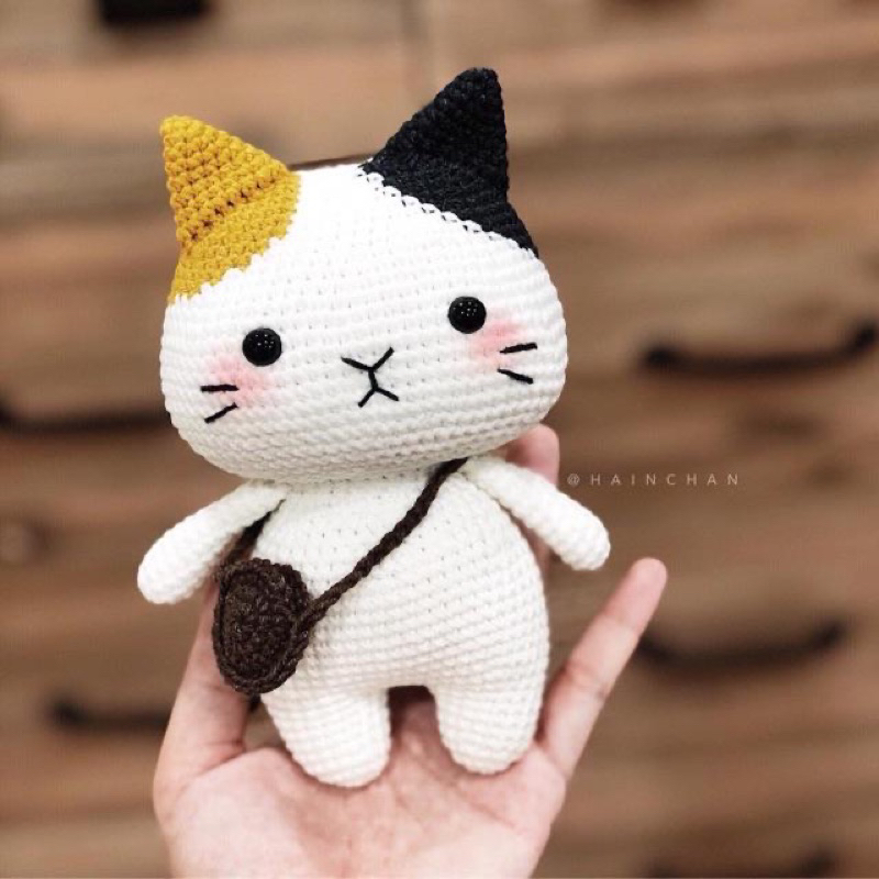 Thú bông chân ngắn len handmade