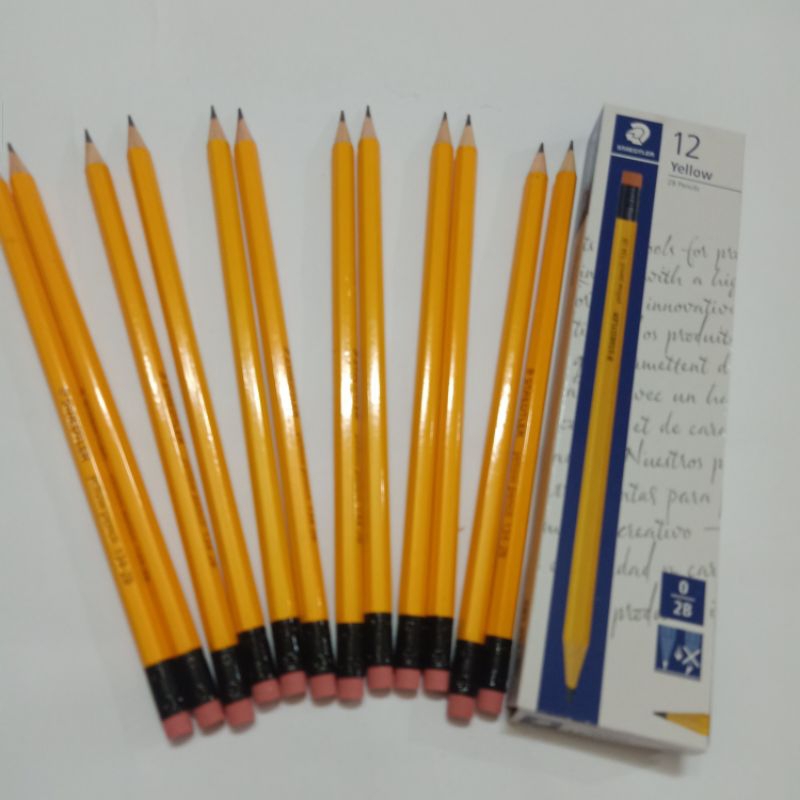 But chì thân vàng 134 STAEDTLER hợp 12 chiếc