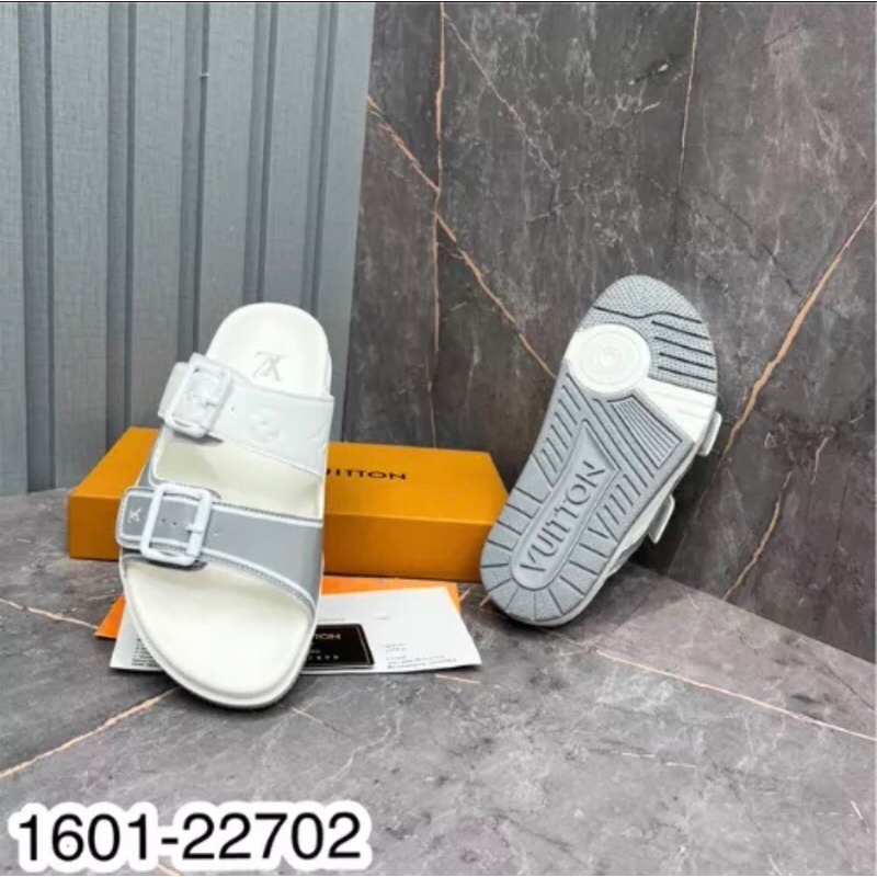 Dép Lê 2 Quai Ngang Khoá Cài Đế Cao Trẻ Trung Tôn Dáng Siêu Hot 2023