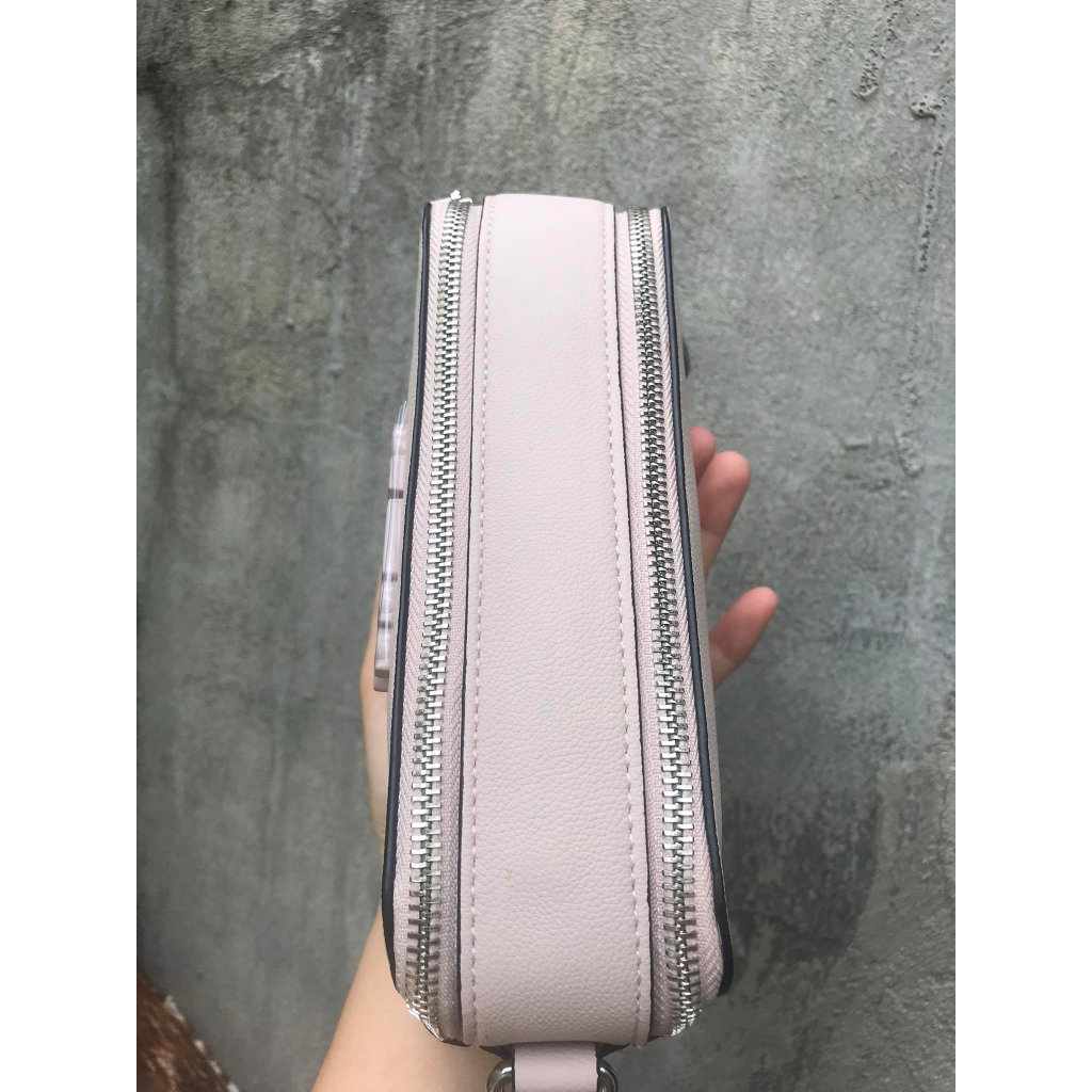 Túi hộp đeo chéo Guess, ngang 20cm