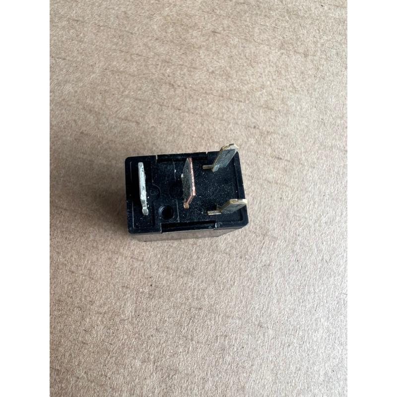 Relay 12v bãi nhật